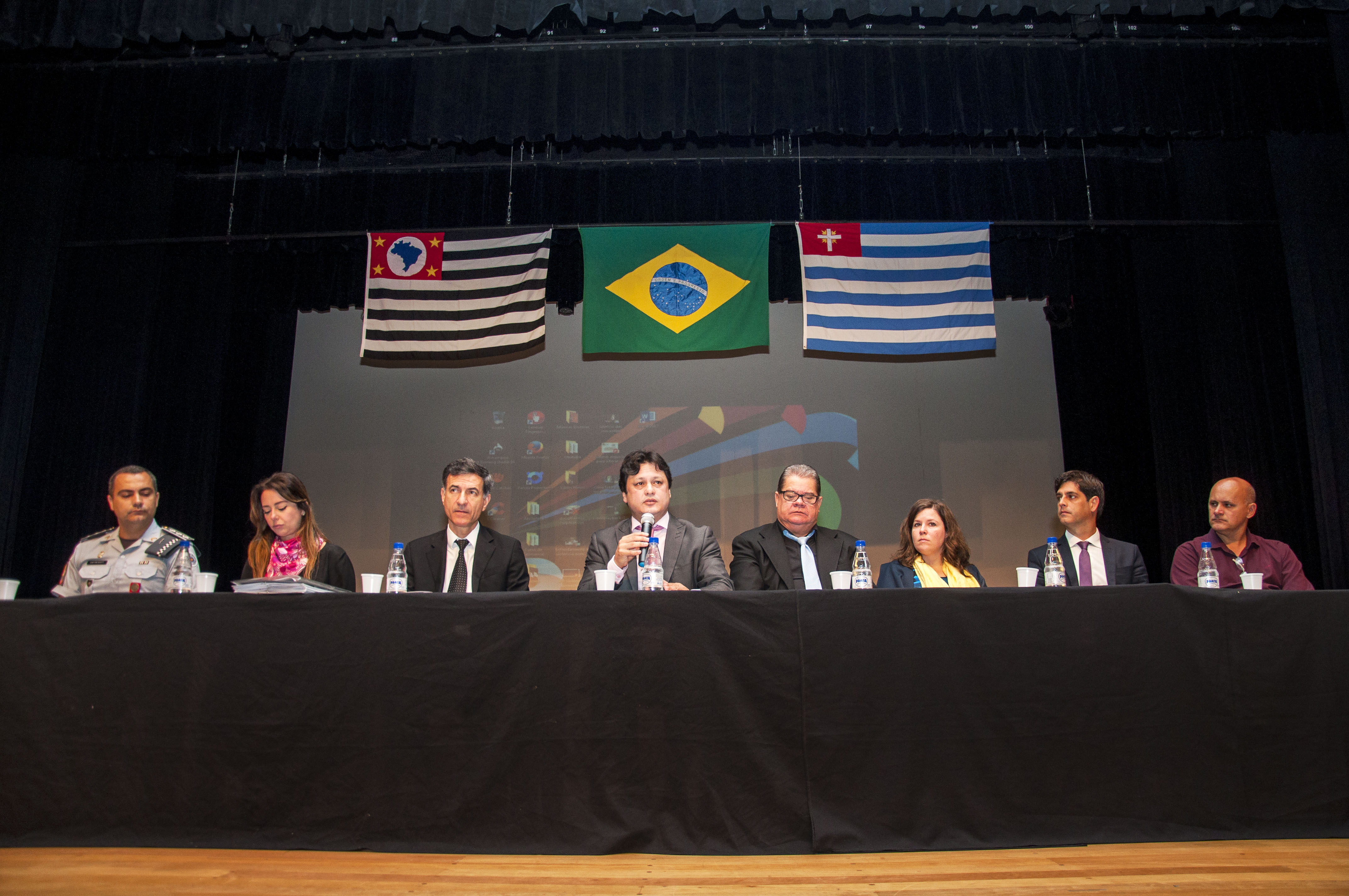 Ubatuba discute enfrentamento à violência doméstica e familiar em Seminário  – Prefeitura Municipal de Ubatuba