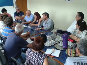 Ex-senador Eduardo Suplicy e moradores da Picinguaba reúnem-se com o prefeito Sato e secretários